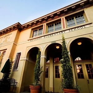 米柯纳密思肯尼迪学院酒店 3*, 波特蘭 美国